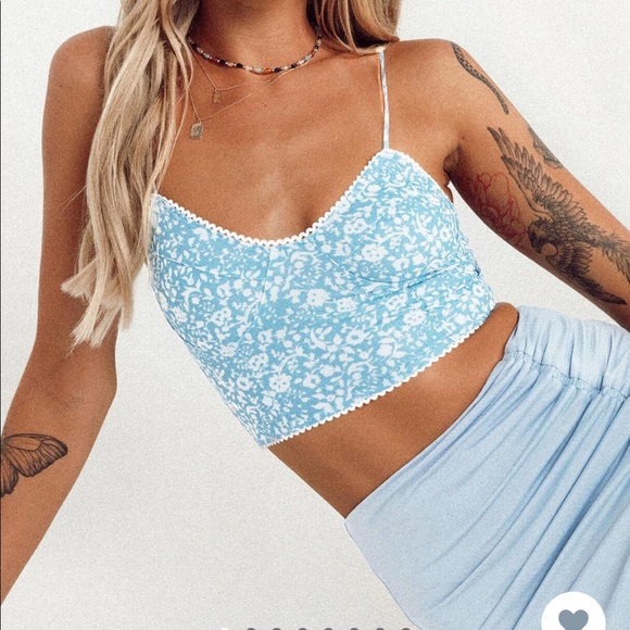 Princess Polly Tops - Princess Polly Debbie Top